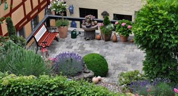 Green Options to Maximize Your Roof Green Options to Maximize Your Roof