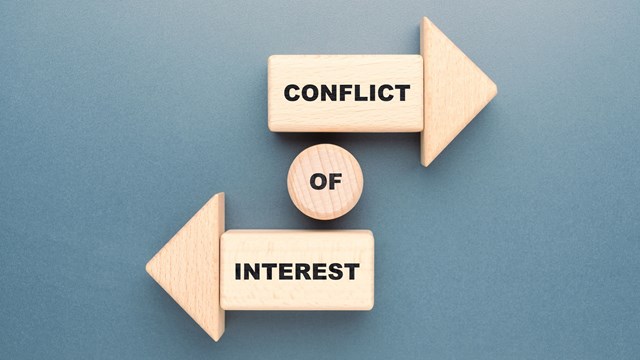 Concept of conflict of interest,  represented by arrows pointing in different directions