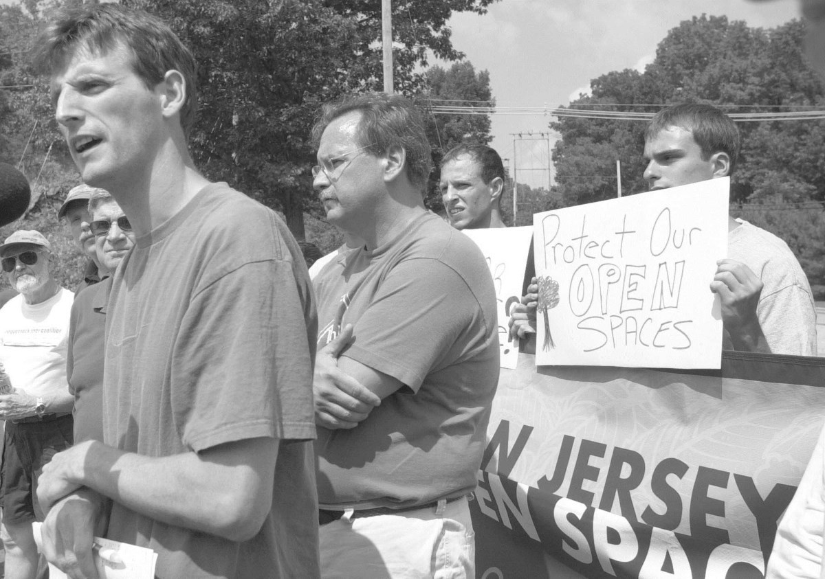 Stopping Sprawl, Growing Greener